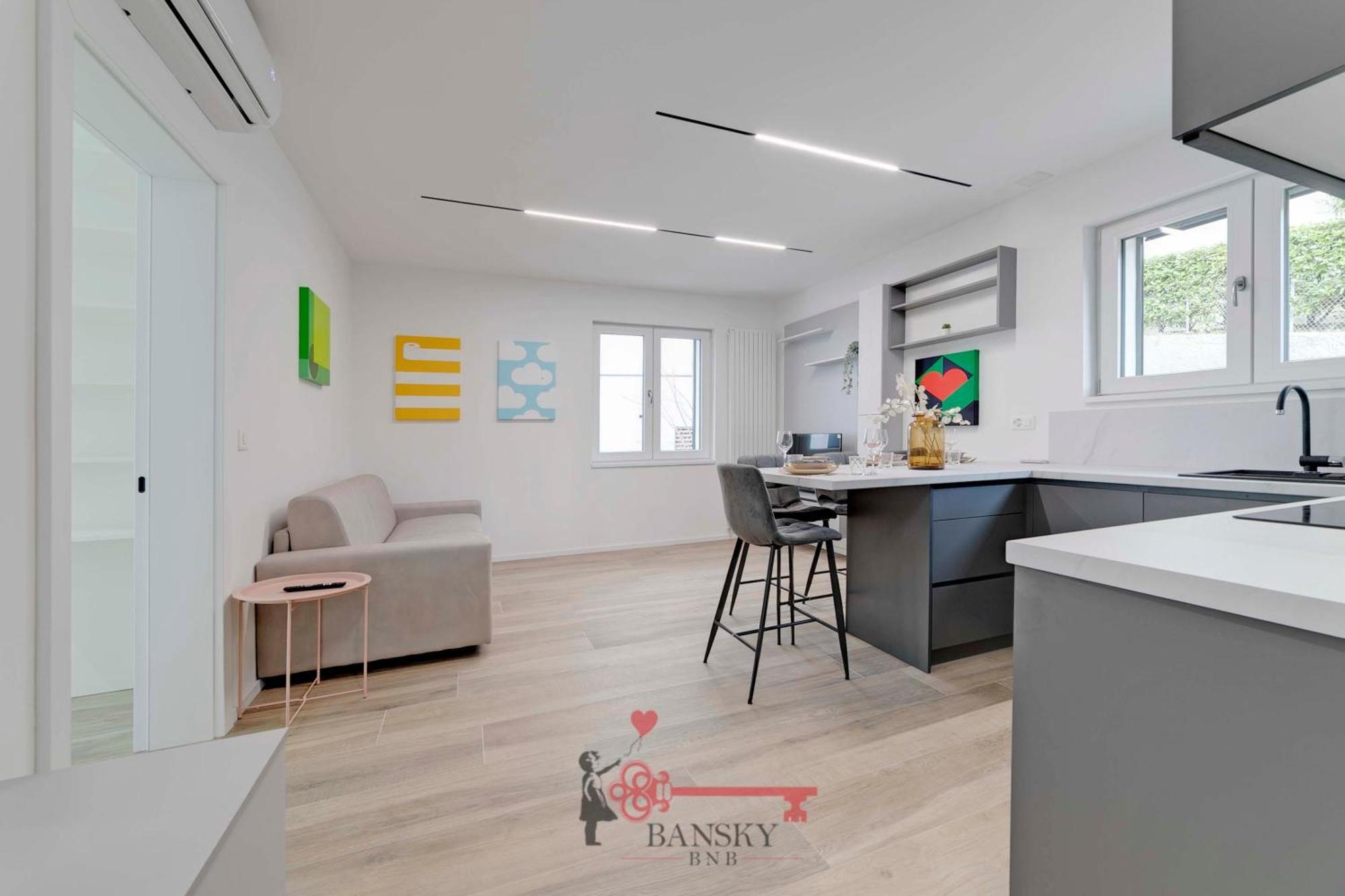 Home Sofia Room 2 - Modern Station -By Easylife Swiss Lugano Exterior photo